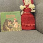 książka i lalka Czerwony Kapturek